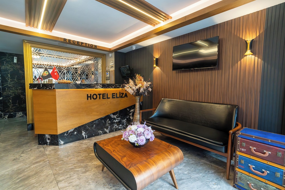Eliza Hotel 9/50