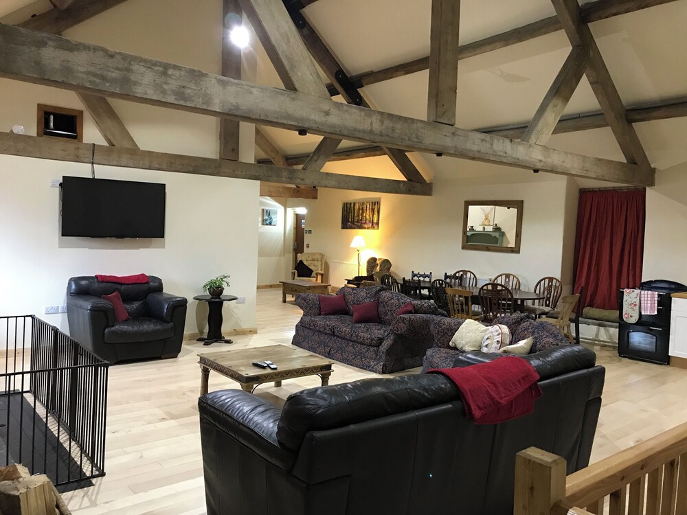 Beech Hill House B & B 24/50