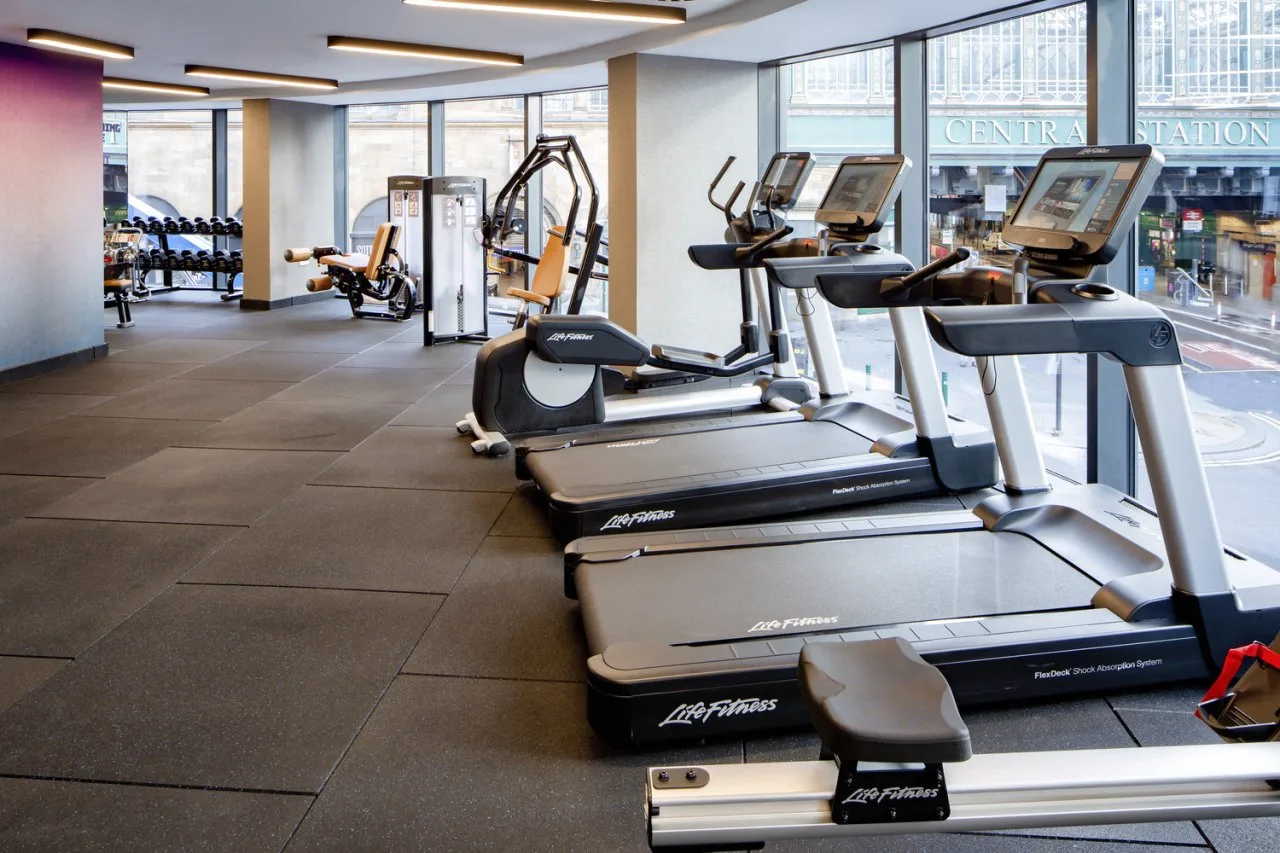 YOTEL Glasgow, Select by Hilton 6/13