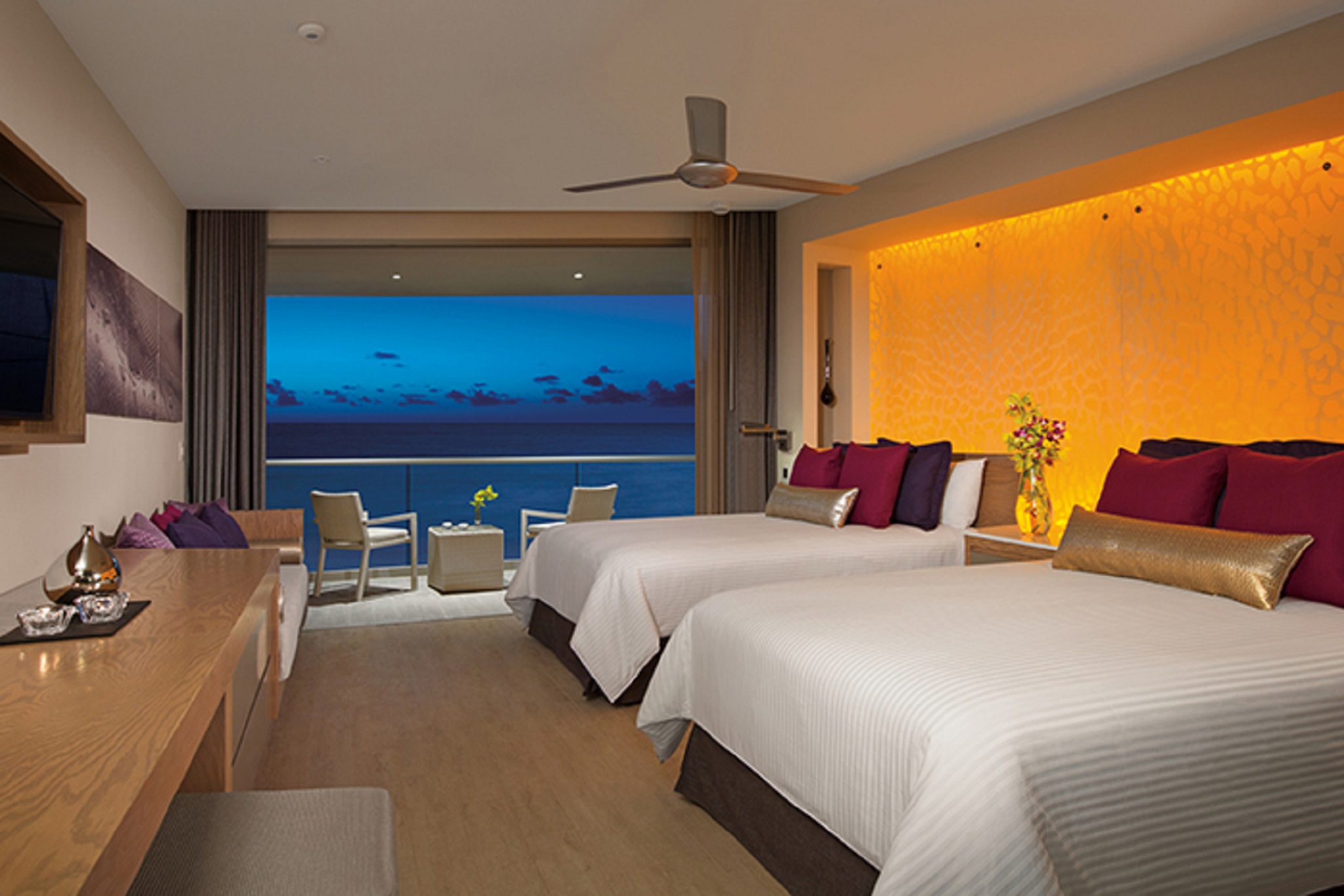 Xhale Club, Double Bed, Ocean View