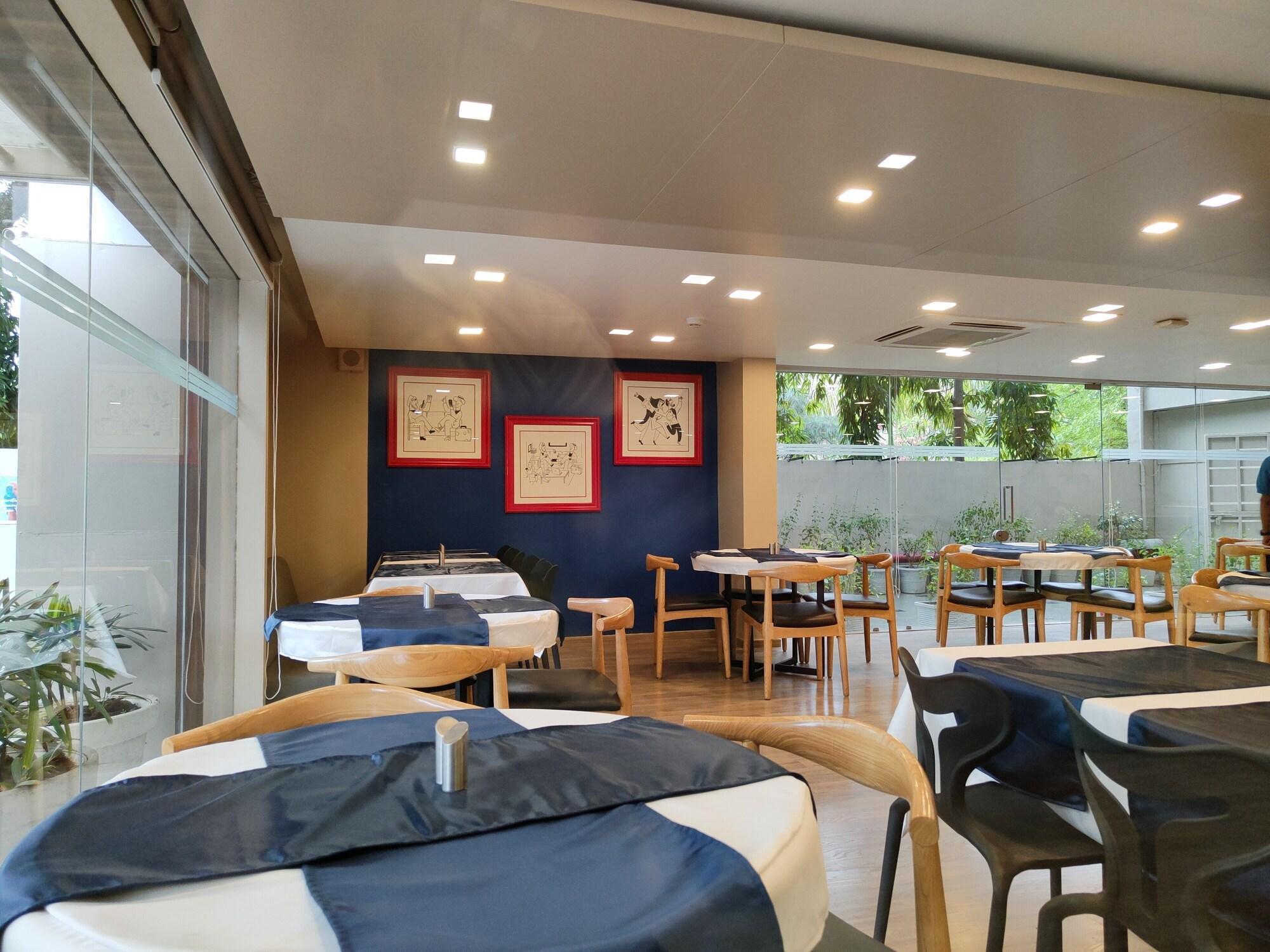 Kanak Beacon Hotel Ahmedabad 32/41