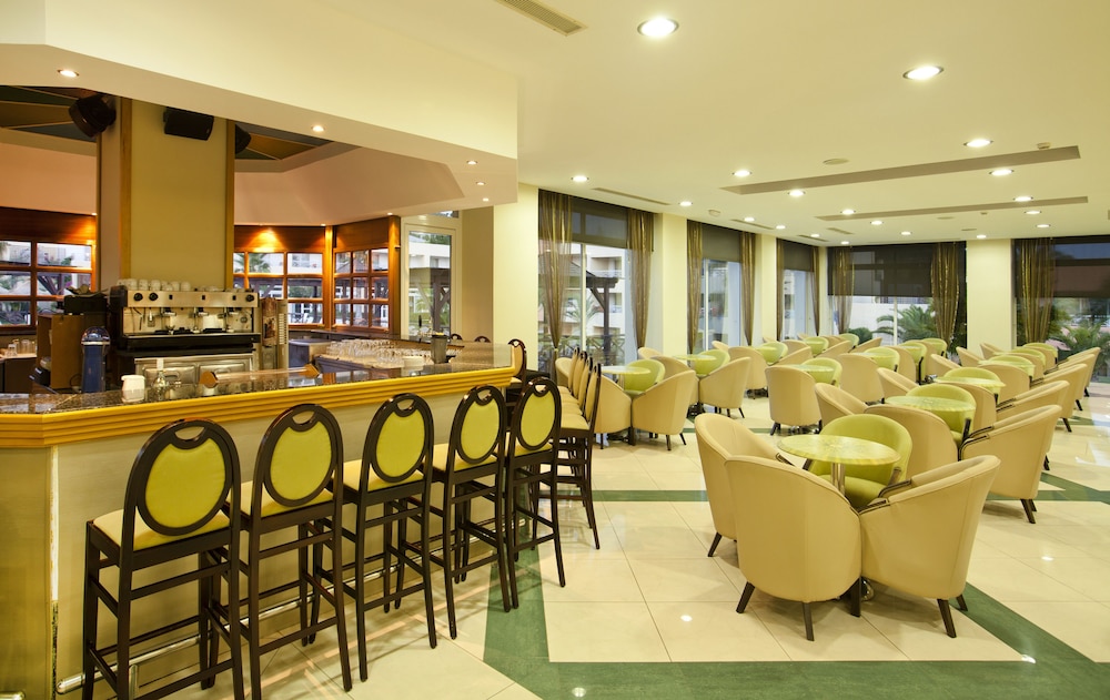 Kipriotis Maris Suites 43/64