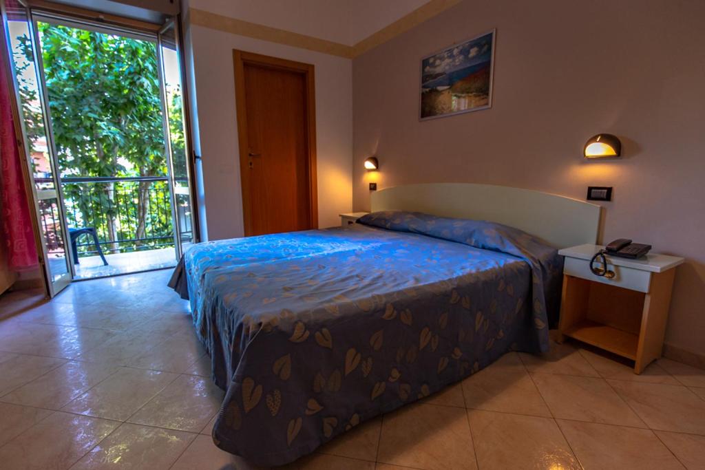Room, Double or Twin Bed, Balcony
