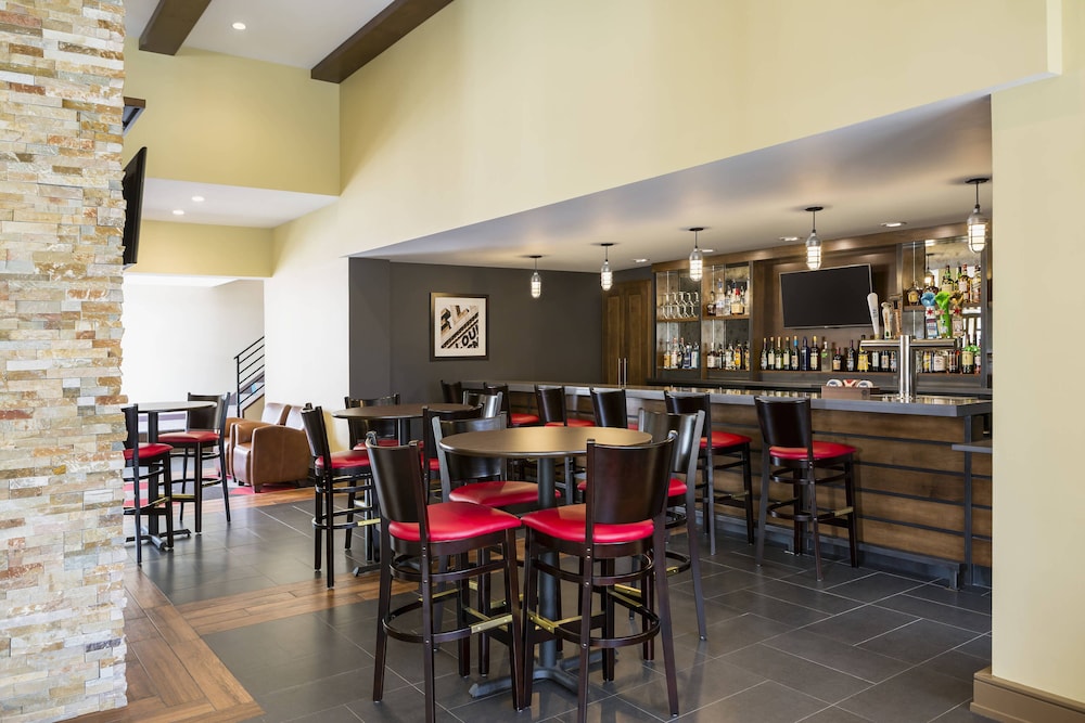 Four Points By Sheraton Buffalo Grove 16/27