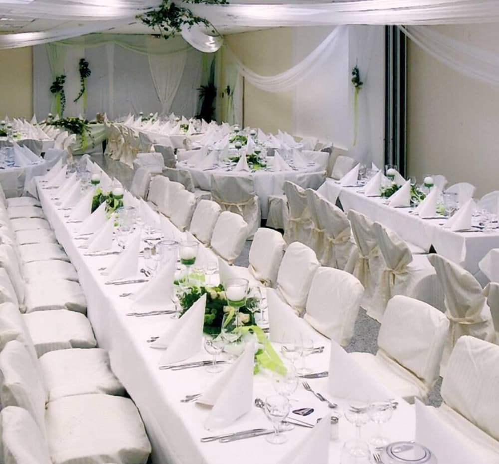 Hotel Restaurant Hoettche 20/26