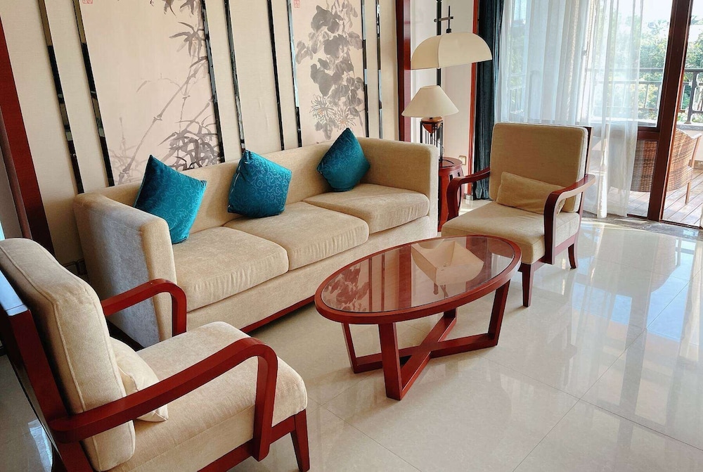 Ramada by Wyndham Wanning Resort 6/15