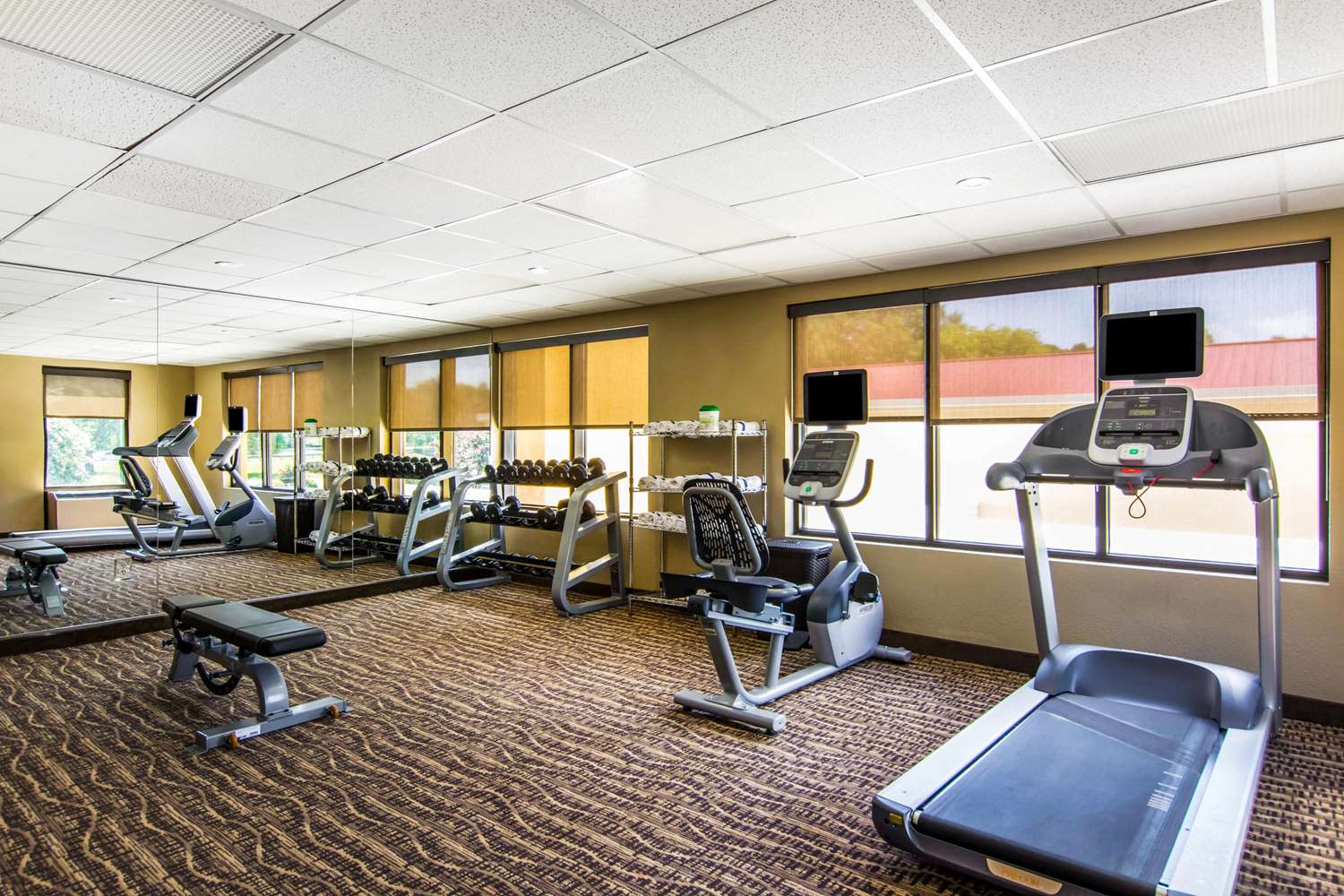 Quality Inn Newport News 15/27