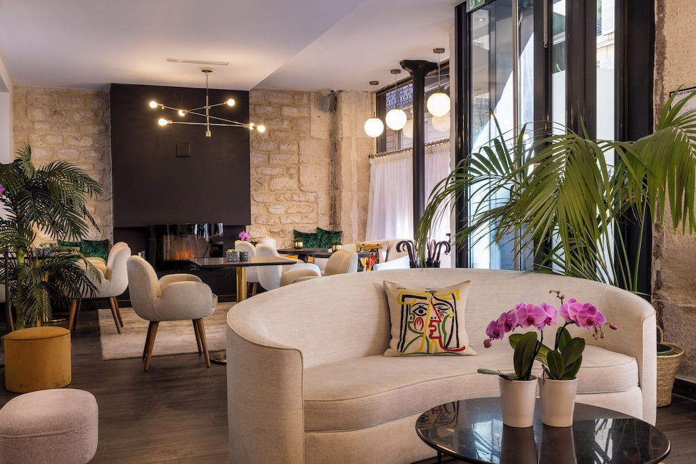 Avalon Cosy Hotel Paris Gare du Nord 35/50