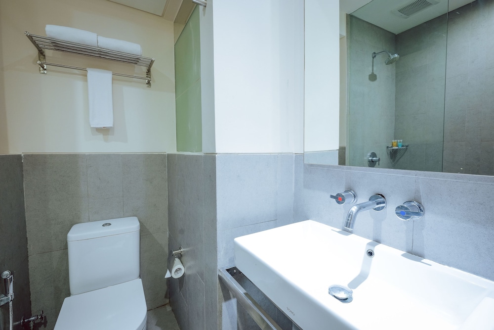 J Hotel Kuta 24/47