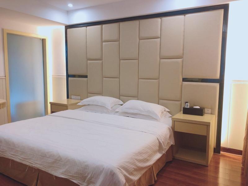 Greentree Inn Huangshan She County Huizhou Ancient City Middle Huangshan Road Hotel 16/40