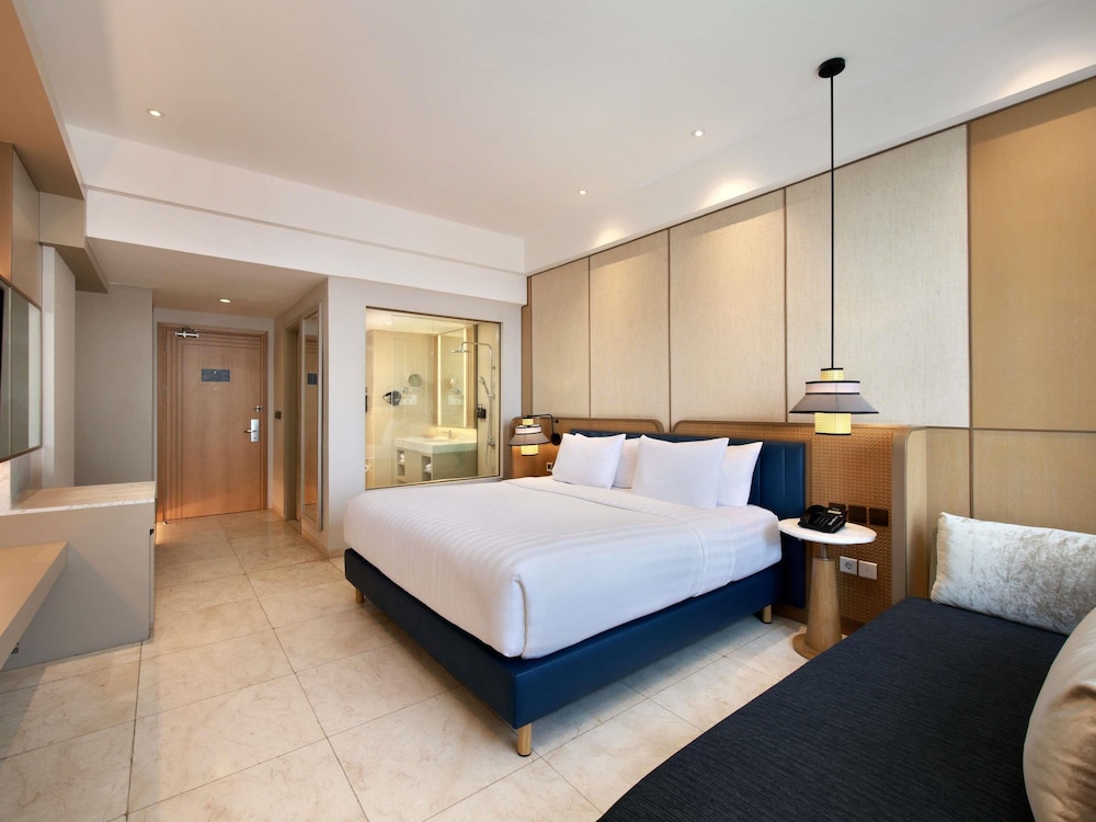 غرفة ديلوكس بسرير كينج، Grand Mercure Solo Baru 4/4