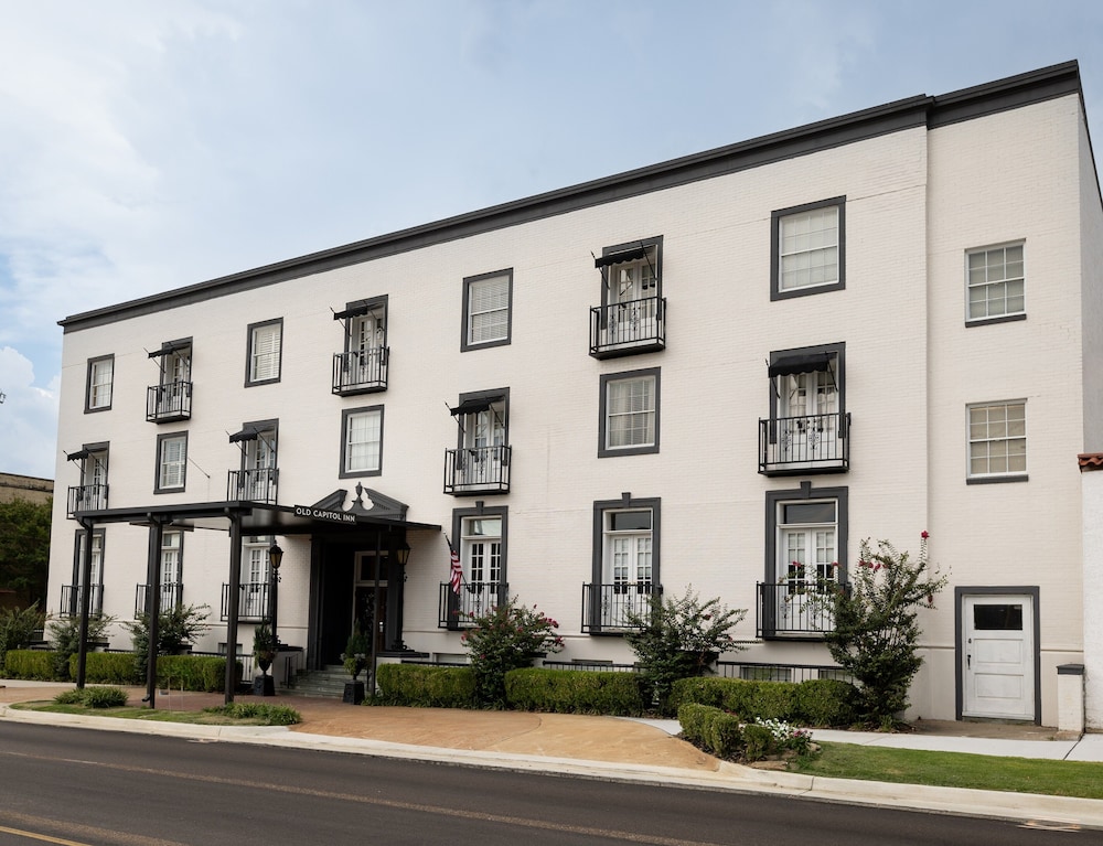Old Capitol Inn 2/33