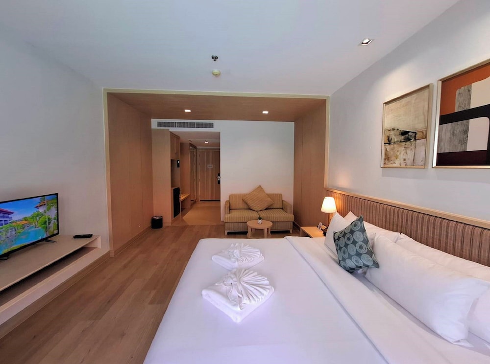 Estella Phuket Mai Khao Beach Resort 28/66