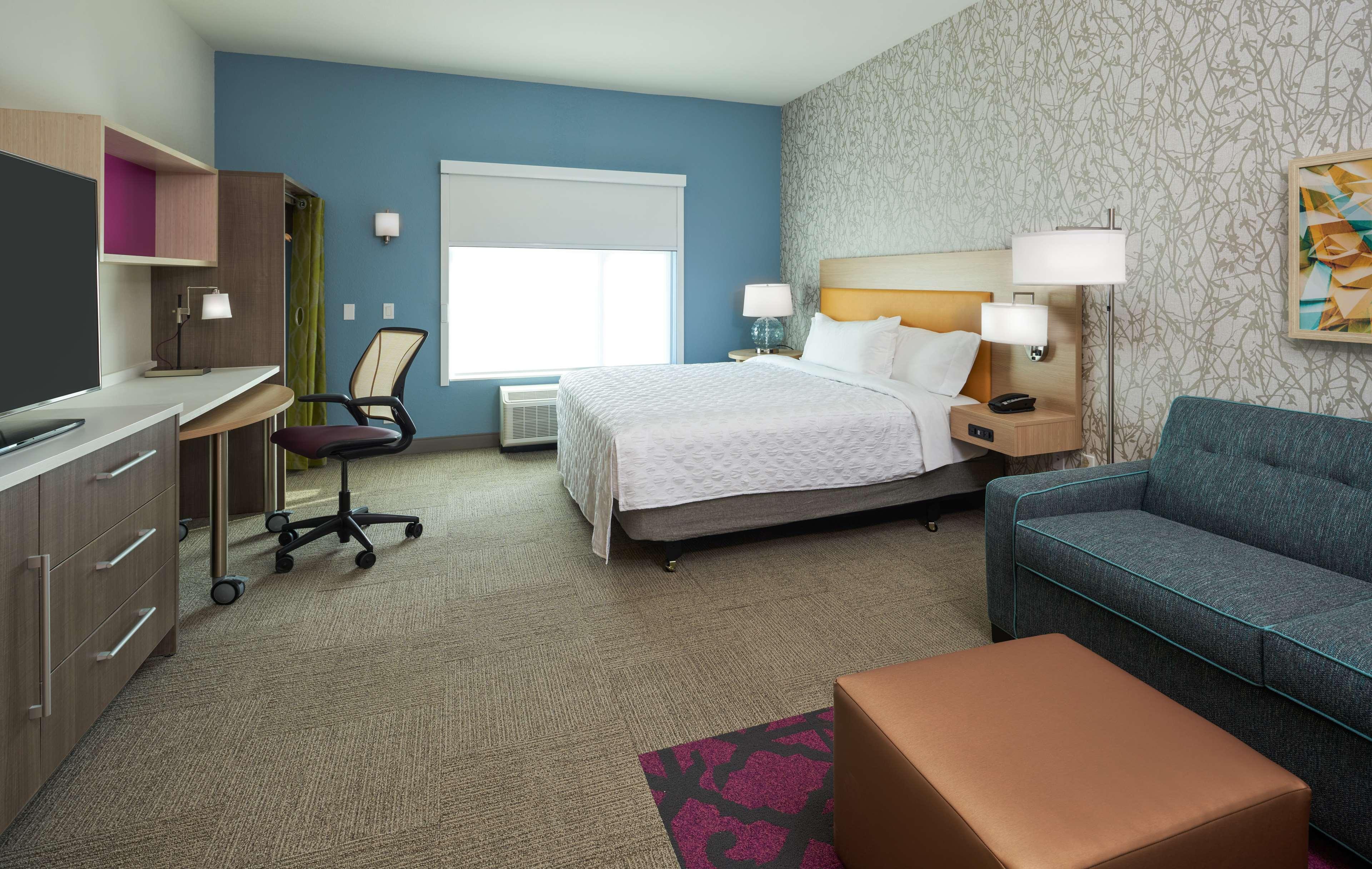 STUDIO, SUITE, KING BED, ACCESSIBLE