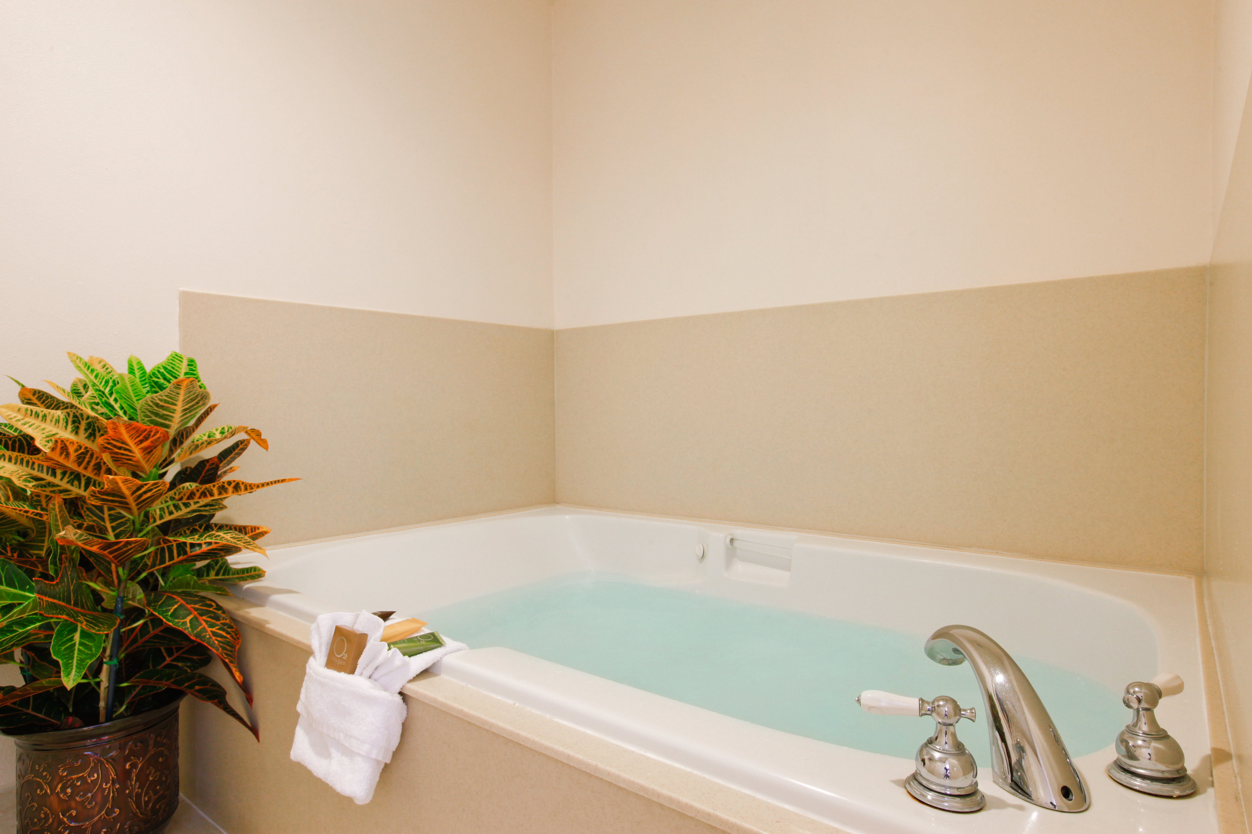 Cortona Inn And Suites 52/78
