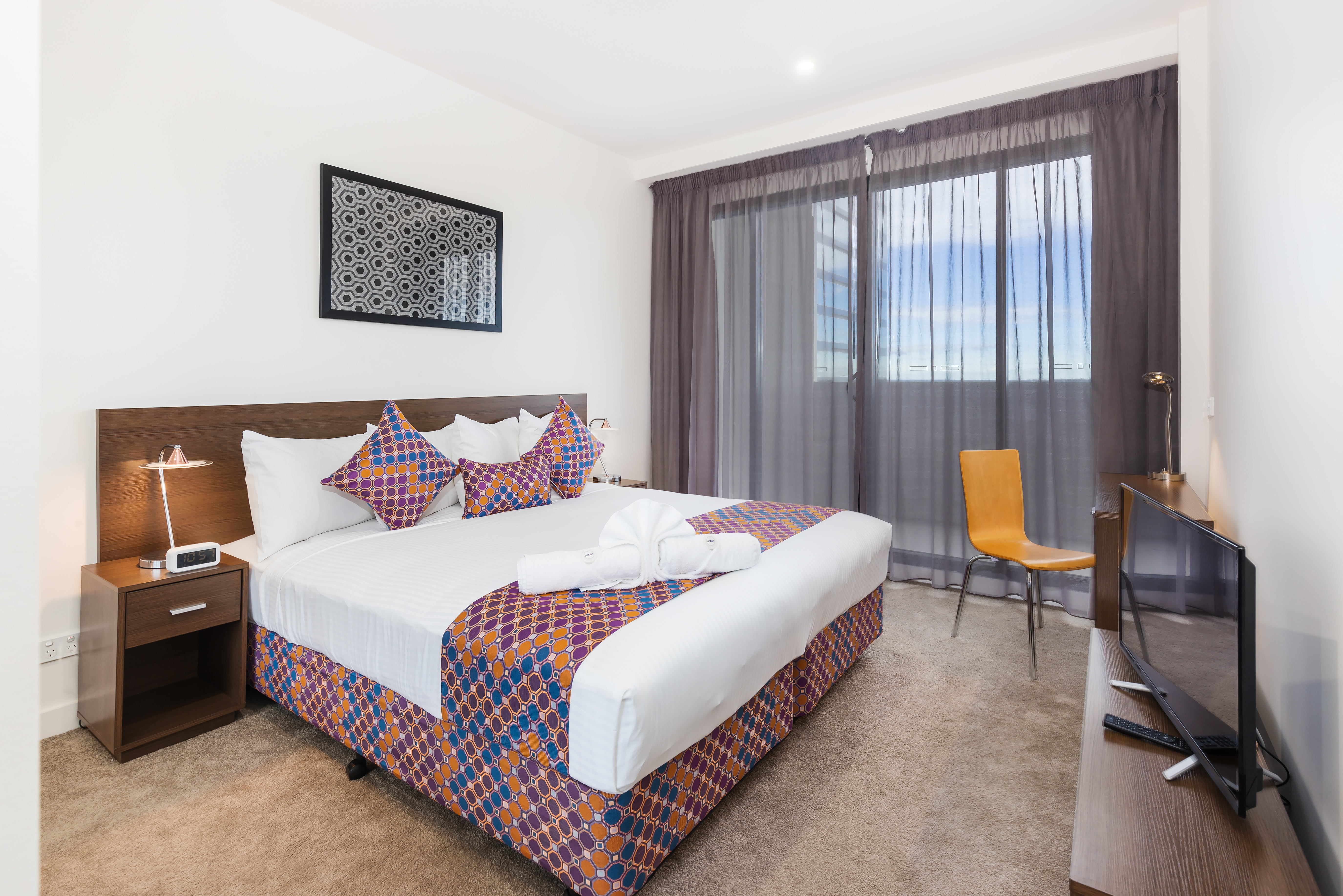 3 Bedrooms, Apartment