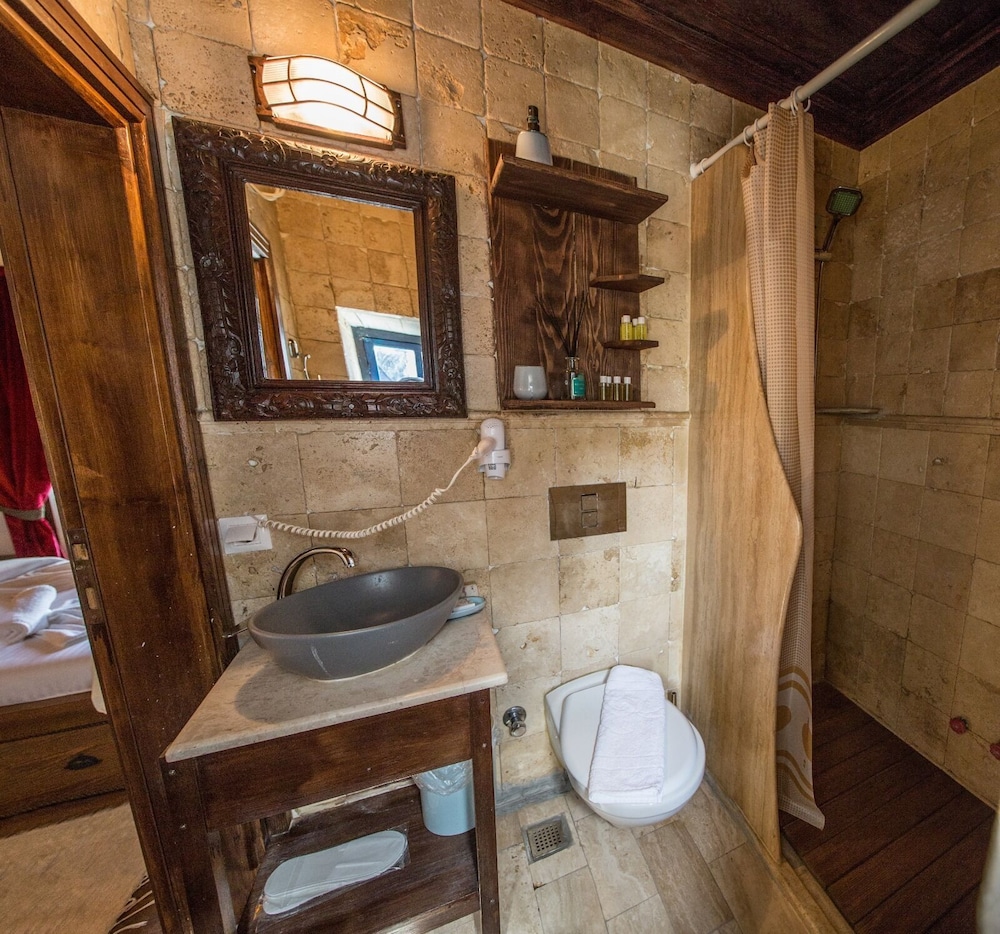 Chez Rumi Butik Otel 48/50
