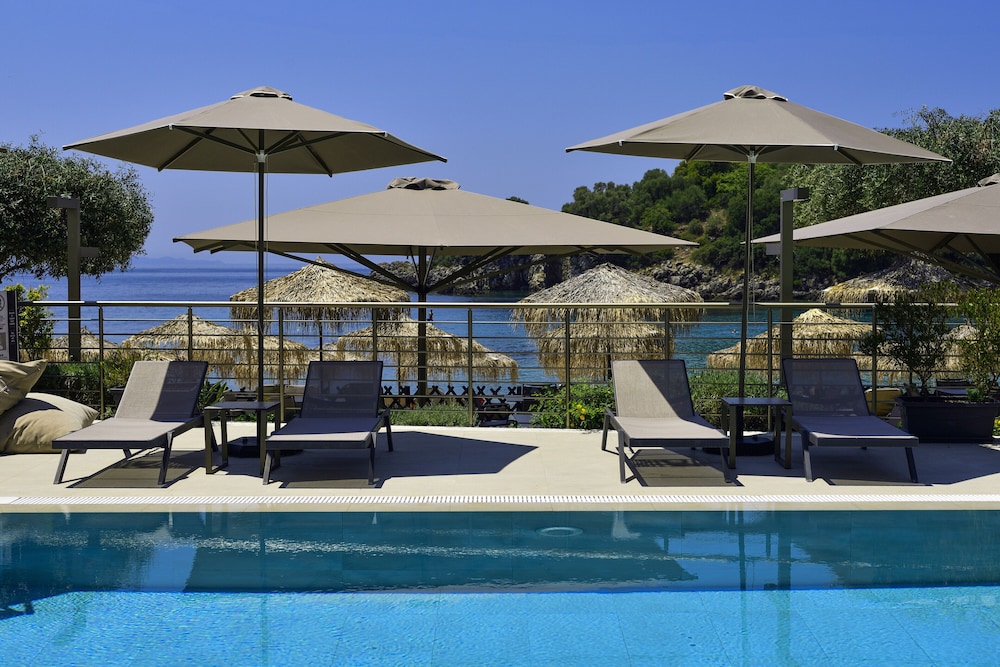 Prima Vista Beachfront Boutique Hotel 60/60