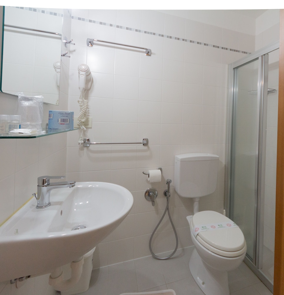 HOTEL AMBRA 14/50