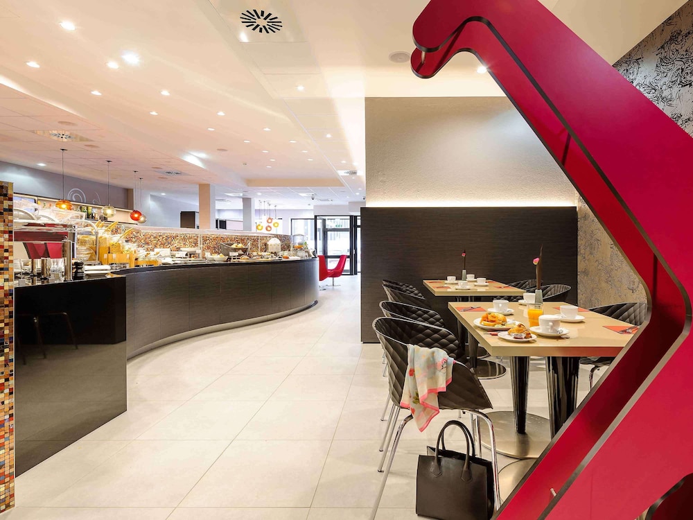 Mercure Hotel Duesseldorf Zentrum 43/63