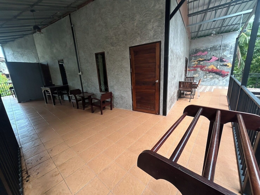 Araya Boutique Hotel 43/69