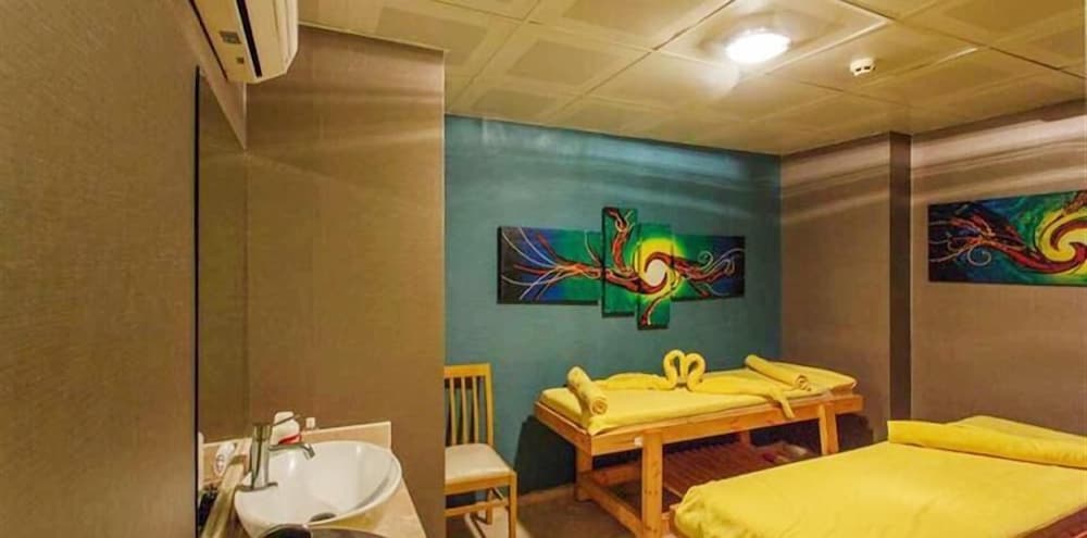 Lucida Beach Hotel 22/37