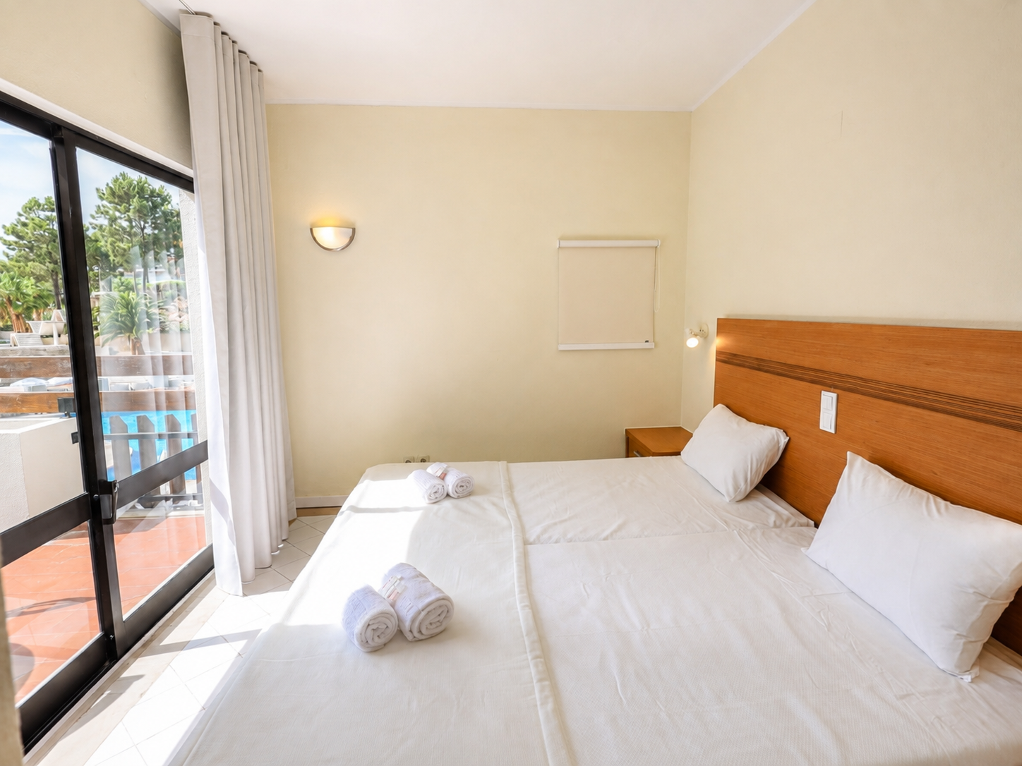 1 Bedroom, Apartment, Pool View