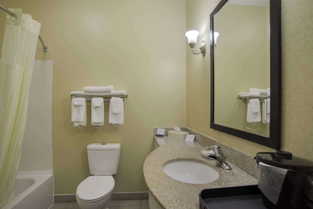 Quality Inn & Suites Chambersburg Northeast 47/47