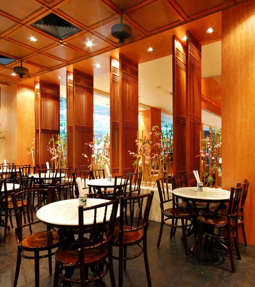 Amara Singapore 46/59