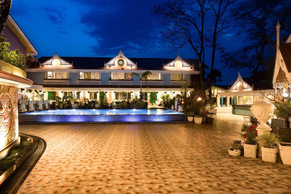 MAYFAIR Himalayan Spa Resort 41/45