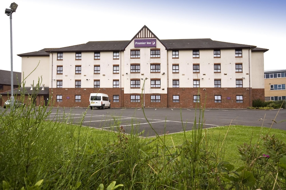 Premier Inn Glasgow Stepps (M80, J3) in GLASGOW