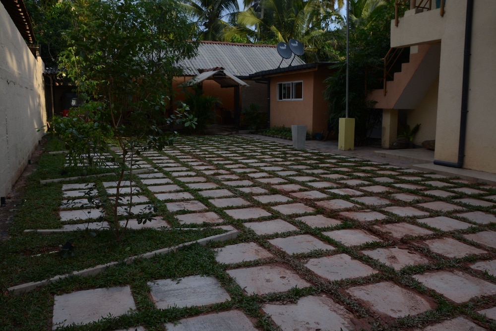 Hotel Thilon 27/32