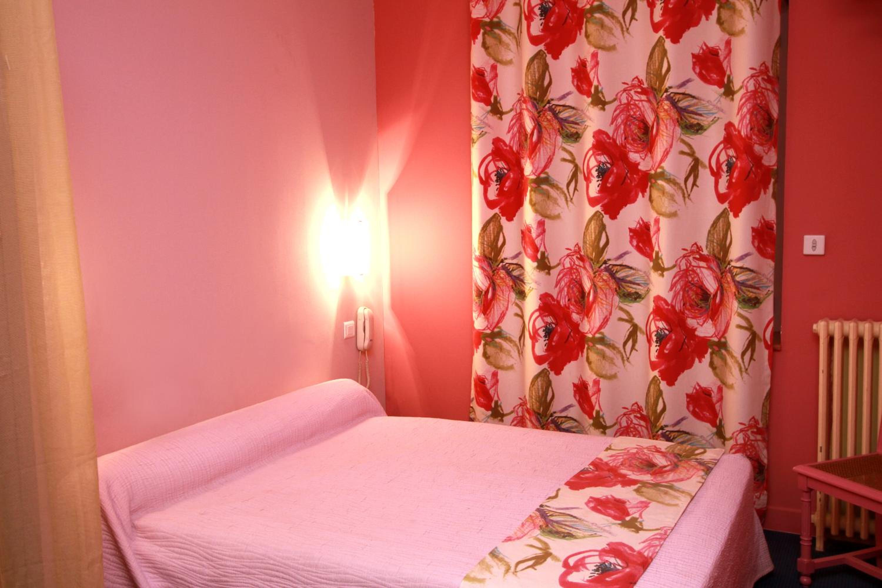 HOTEL LE CLOS DES OLIVIERS 17/37