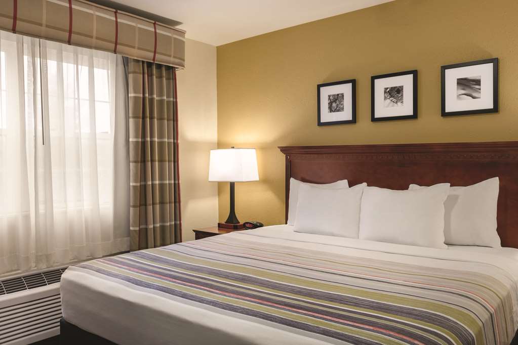 1 Bedroom, Suite