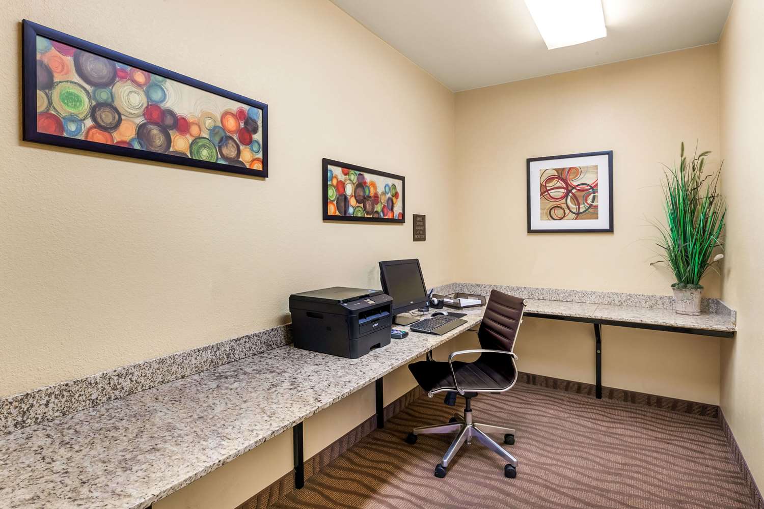 Comfort Suites Burlington, IA 25/30