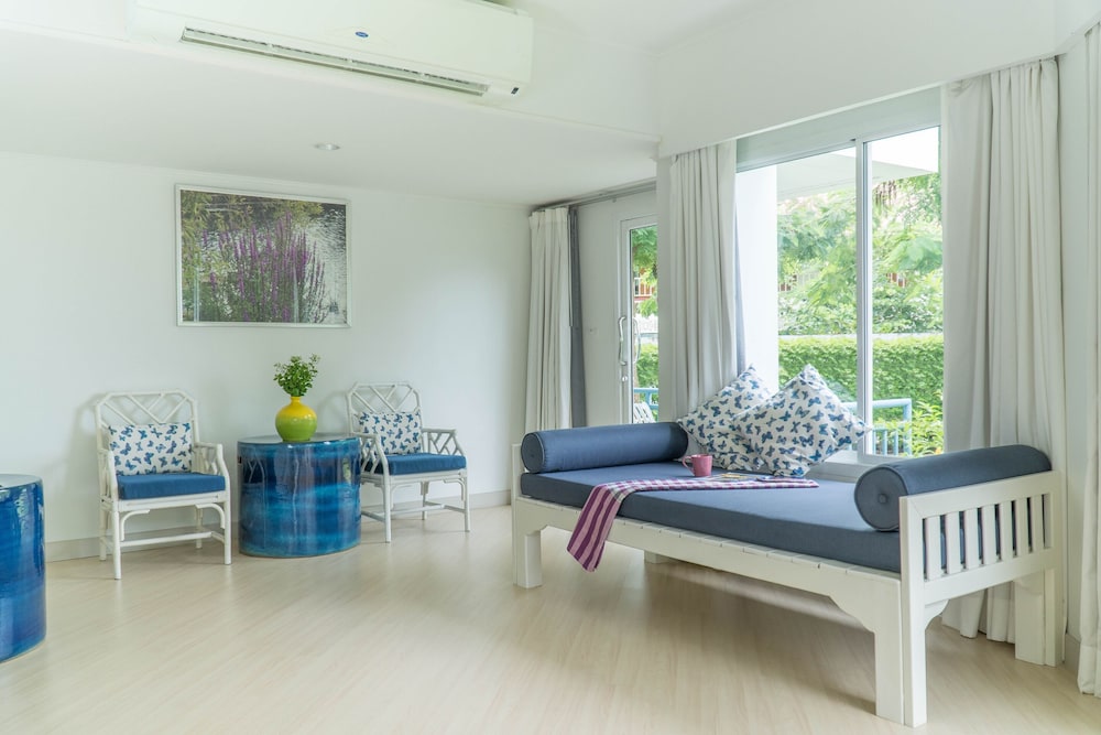 Cera Resort Cha Am 48/72