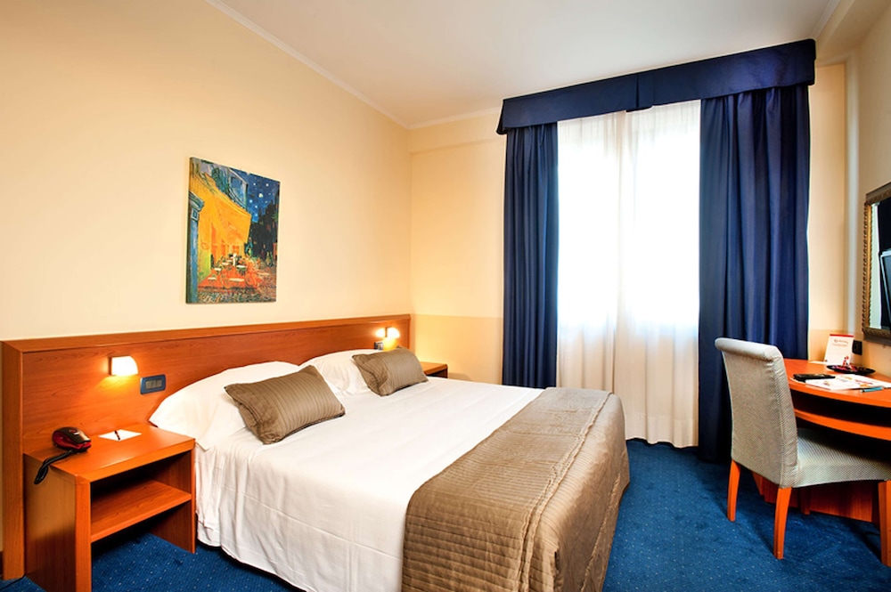 Standard, King Bed