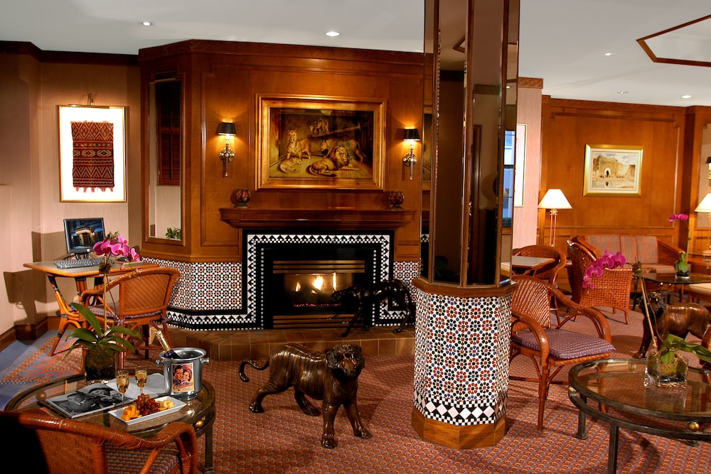 Casablanca Hotel 33/55