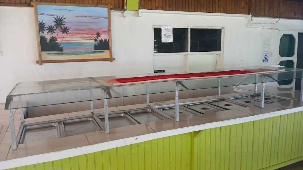 Fun Holiday Beach Resort 48/73