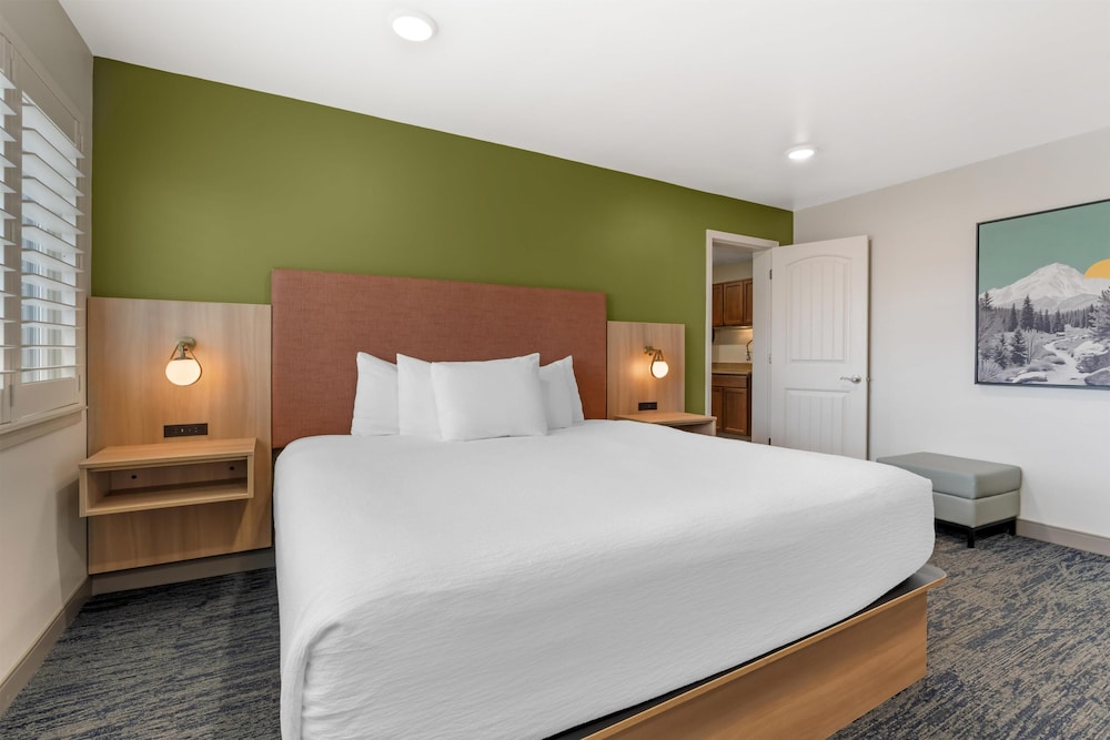 جناح بسرير كينج بمطبخ صغير، Best Western Plus Clocktower Inn 4/9