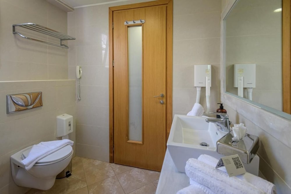 Natura Park Village Hotel & Spa 57/58