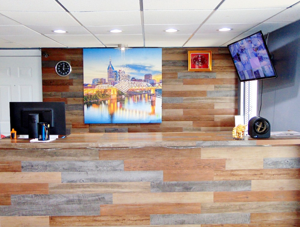 Somatel Nashville Airport Hotel 13/49