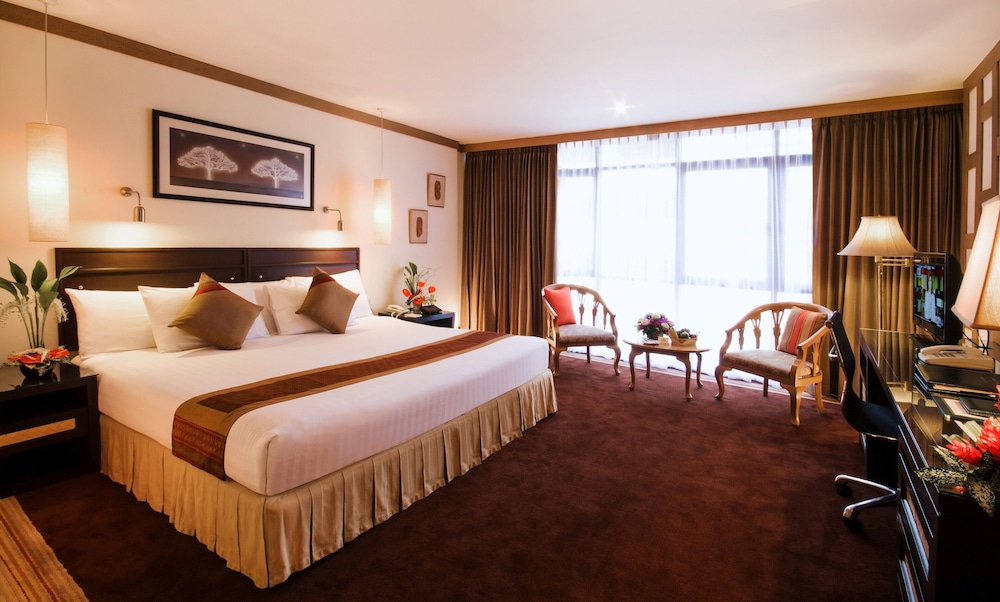 The Tarntawan Hotel Surawong Bangkok 17/60