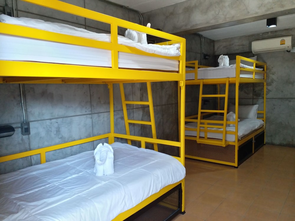 Chang Hostel Suvarnabhumi by ZUZU 23/47