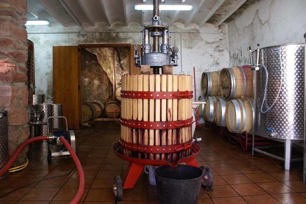 Rural Rooms Magnanimus 24/40