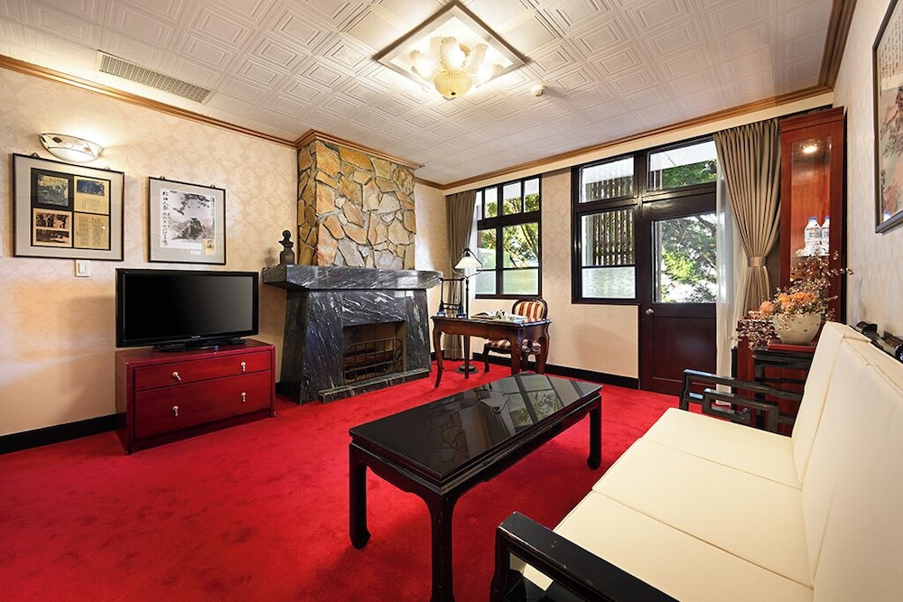 Alishan House 32/50