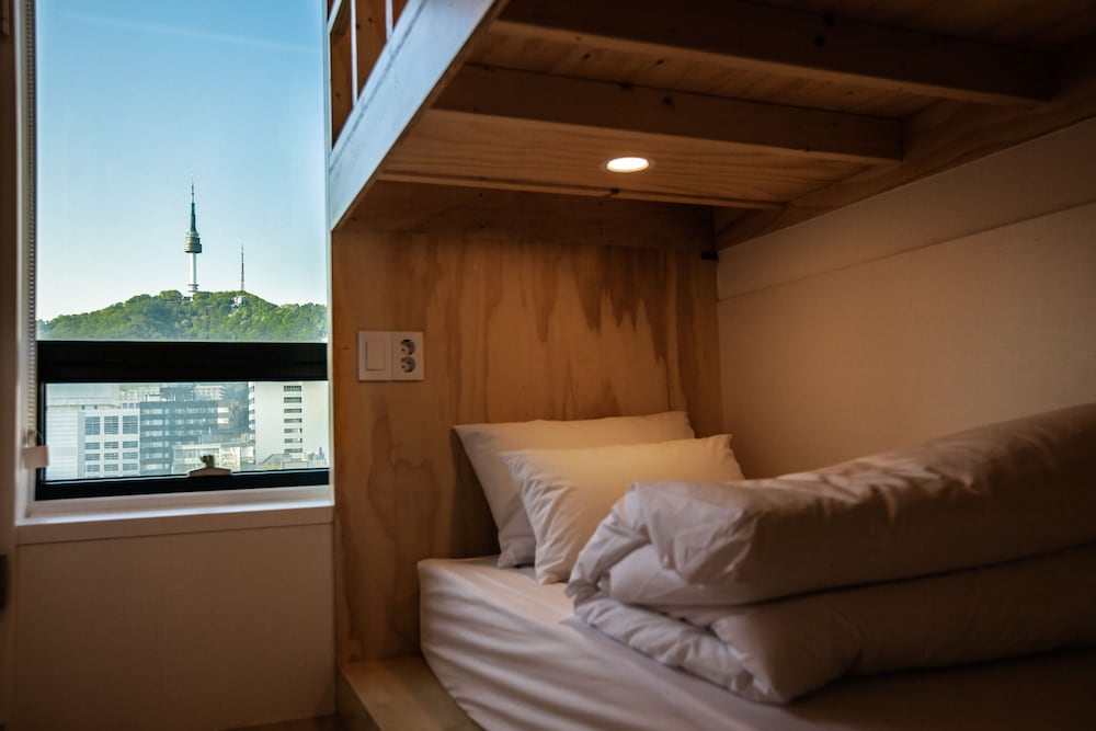 Step Inn Myeongdong 1 36/72