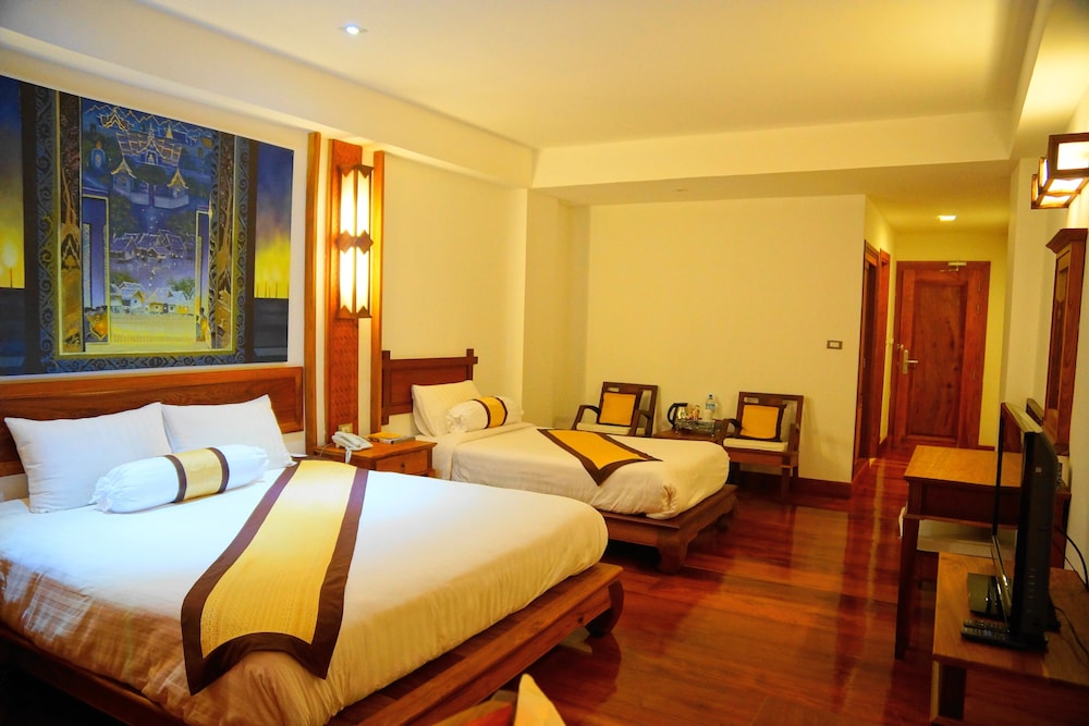 CHANTHAPANYA HOTEL 18/44