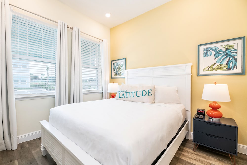 2 BEDROOMS, ELITE, COTTAGE