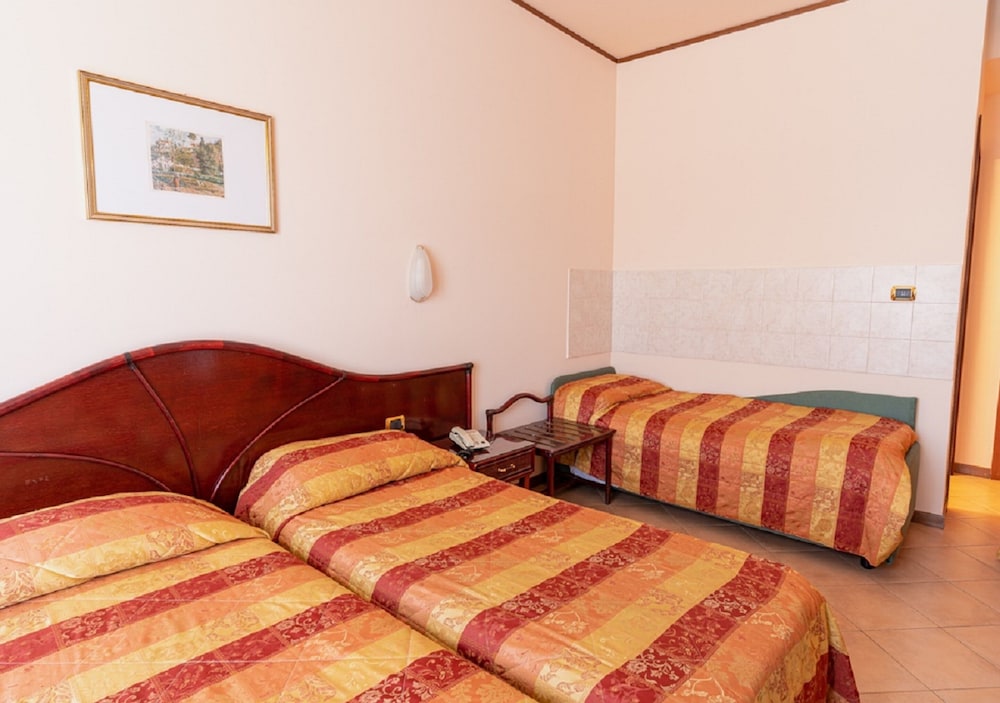 Hotel Villa delle Rose 14/39